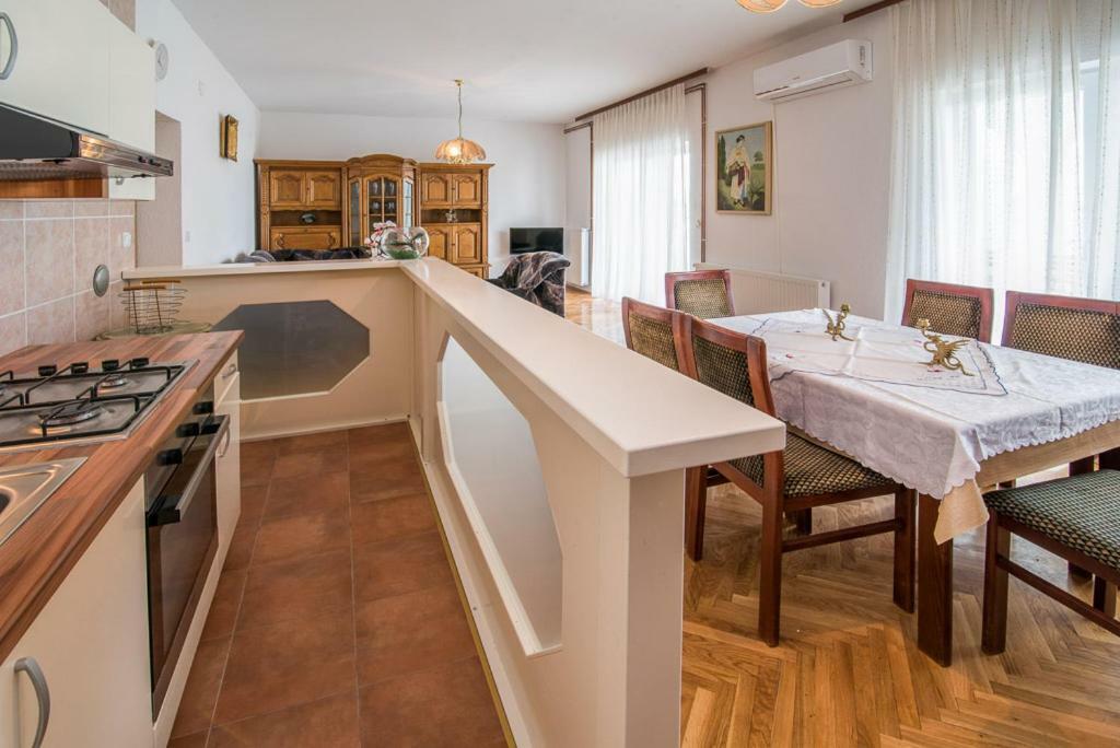 קרק Beljan Apartments מראה חיצוני תמונה