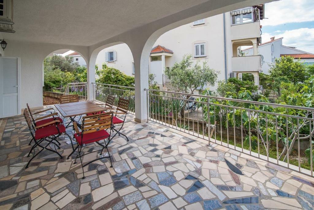 קרק Beljan Apartments מראה חיצוני תמונה