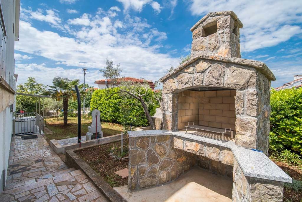 קרק Beljan Apartments מראה חיצוני תמונה