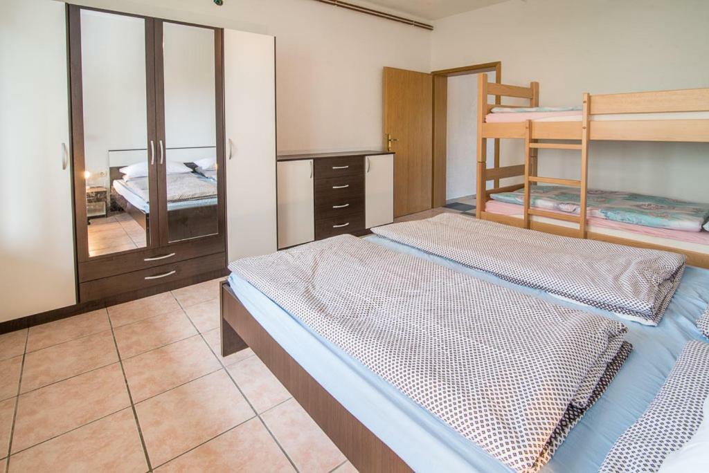 קרק Beljan Apartments מראה חיצוני תמונה